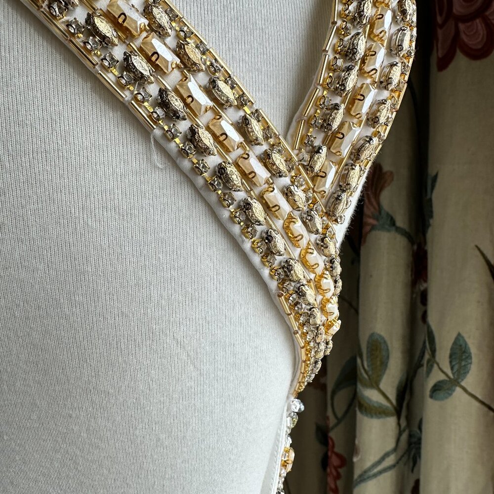 Mac Duggal - Beaded Cutout Bodice Chiffon - Gold & White Gown - NWT - Size 2 - Picture 7 of 15